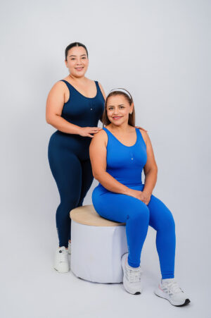 ENTERIZO LARGO ESPALDA ABIERTA CON COPAS